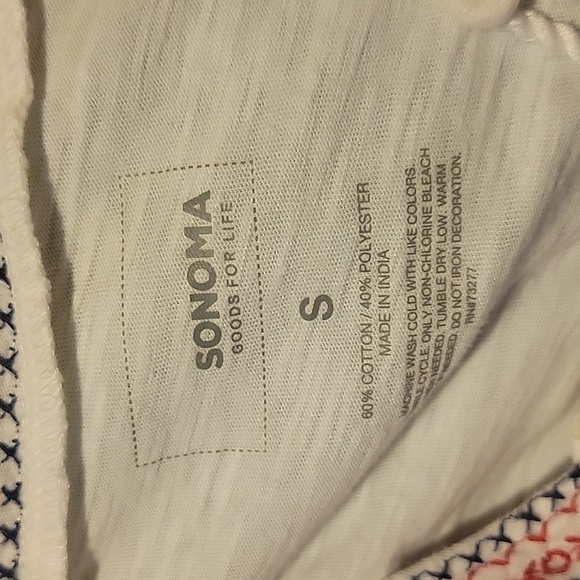 Sonoma white tie up v-neck pullover blouse with red and blue embroidery. - Picture 3 of 6